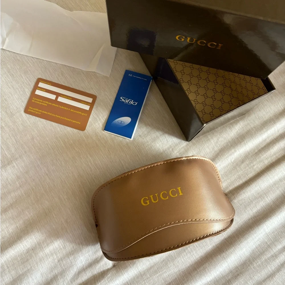 Gucci Black Sunglasses - Picture 3 of 6